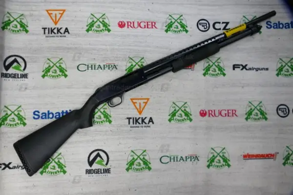 Mossberg 12 gauge 590 Persuader